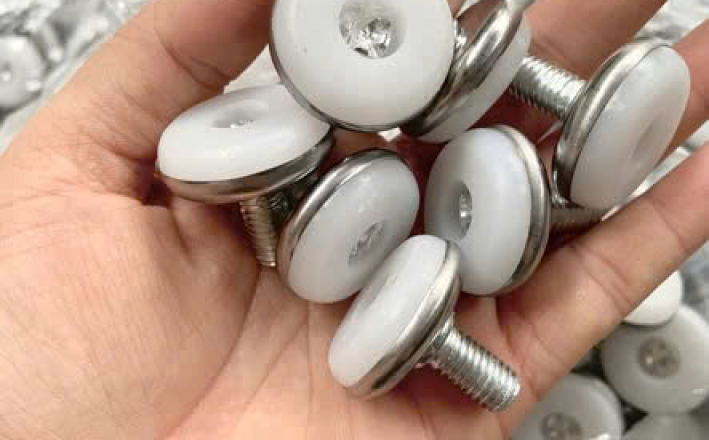 CHÂN TĂNG CHỈNH 8x20MM
